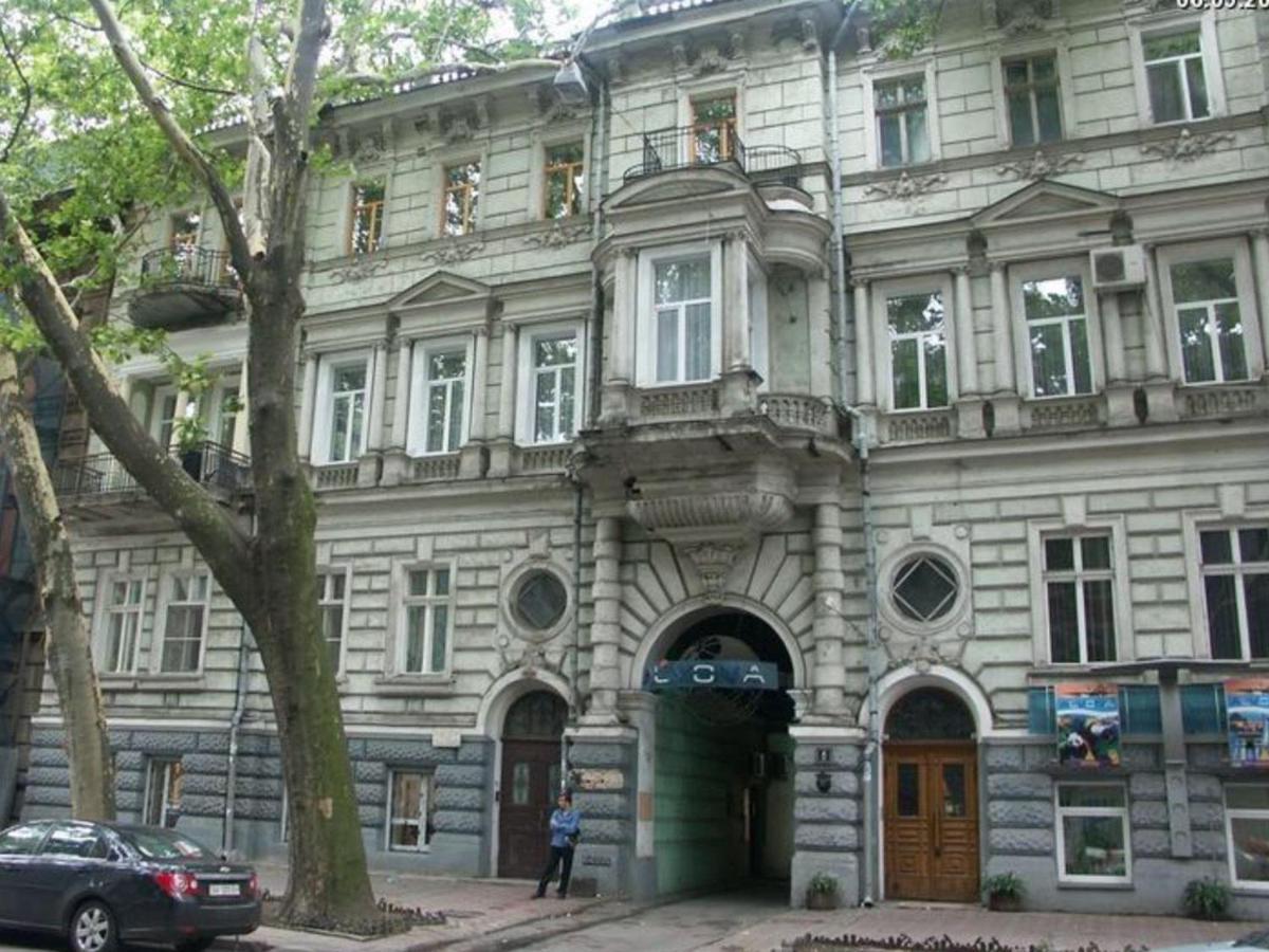 Mini-Hotel In The Very Heart Of Odessa المظهر الخارجي الصورة